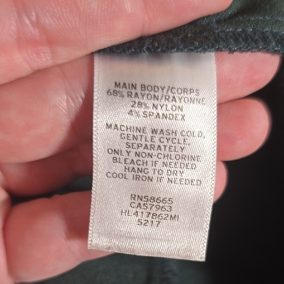 Chelsea28 Green Ribbed Sheath Dress Mock Neck 3/4 Sleeve - Picture 4 of 6